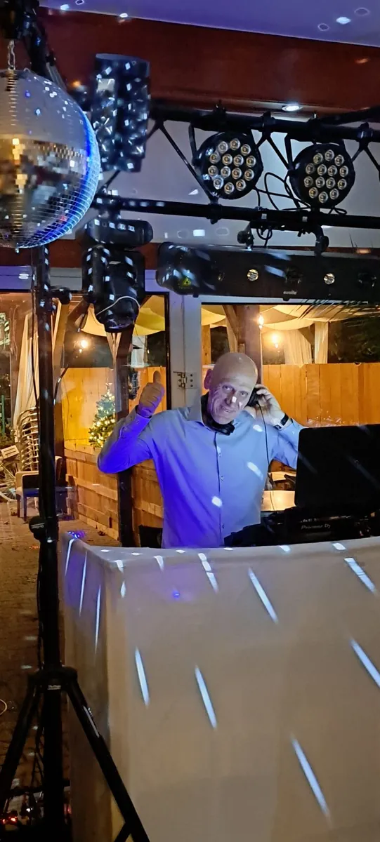 Glasba in zabava na večernem programu
